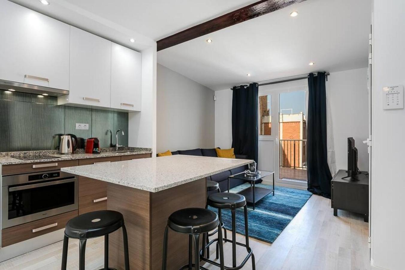 Amazing Attic With Terrace * L'Hospitalet de Llobregat