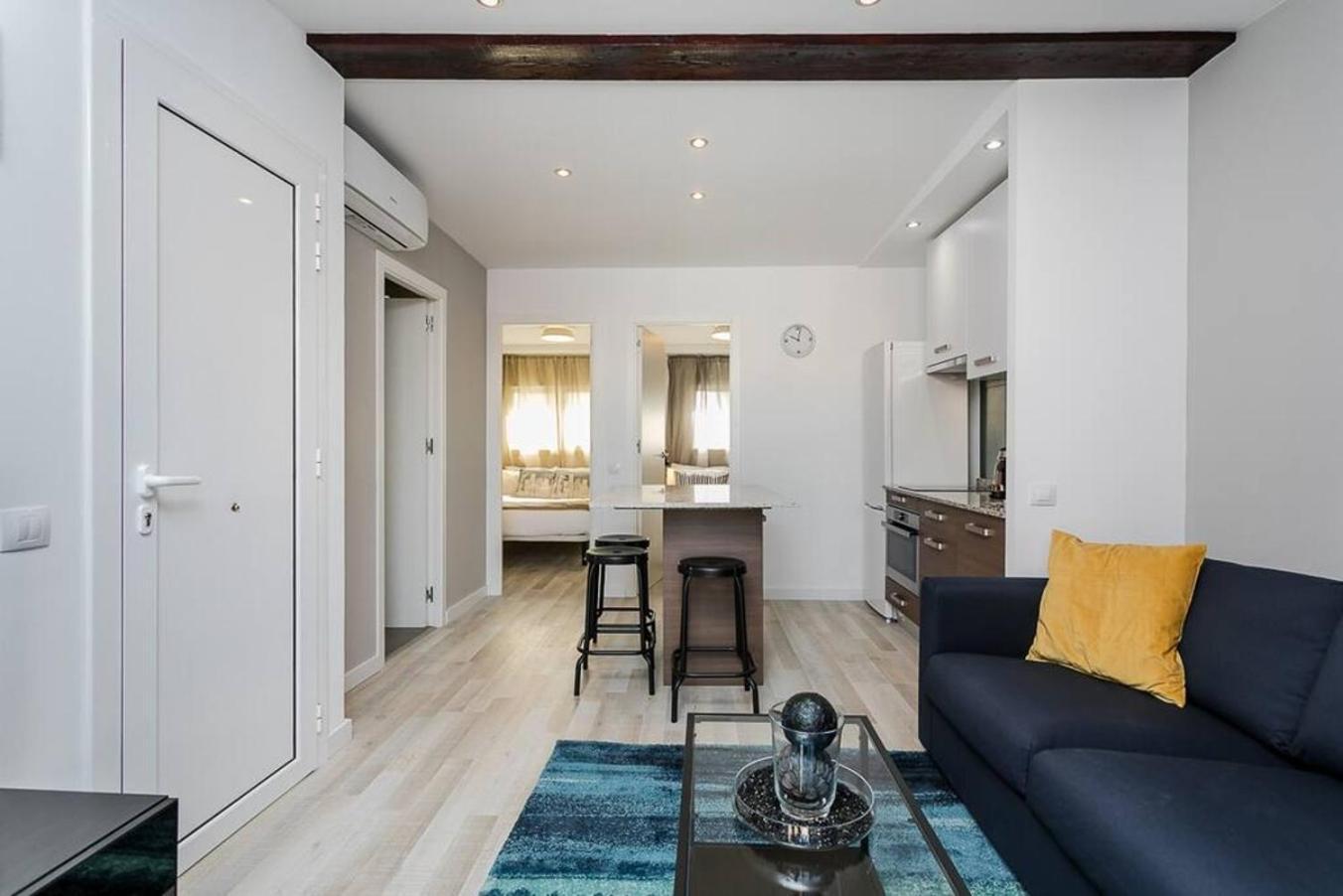 Amazing Attic With Terrace Apartment L'Hospitalet de Llobregat