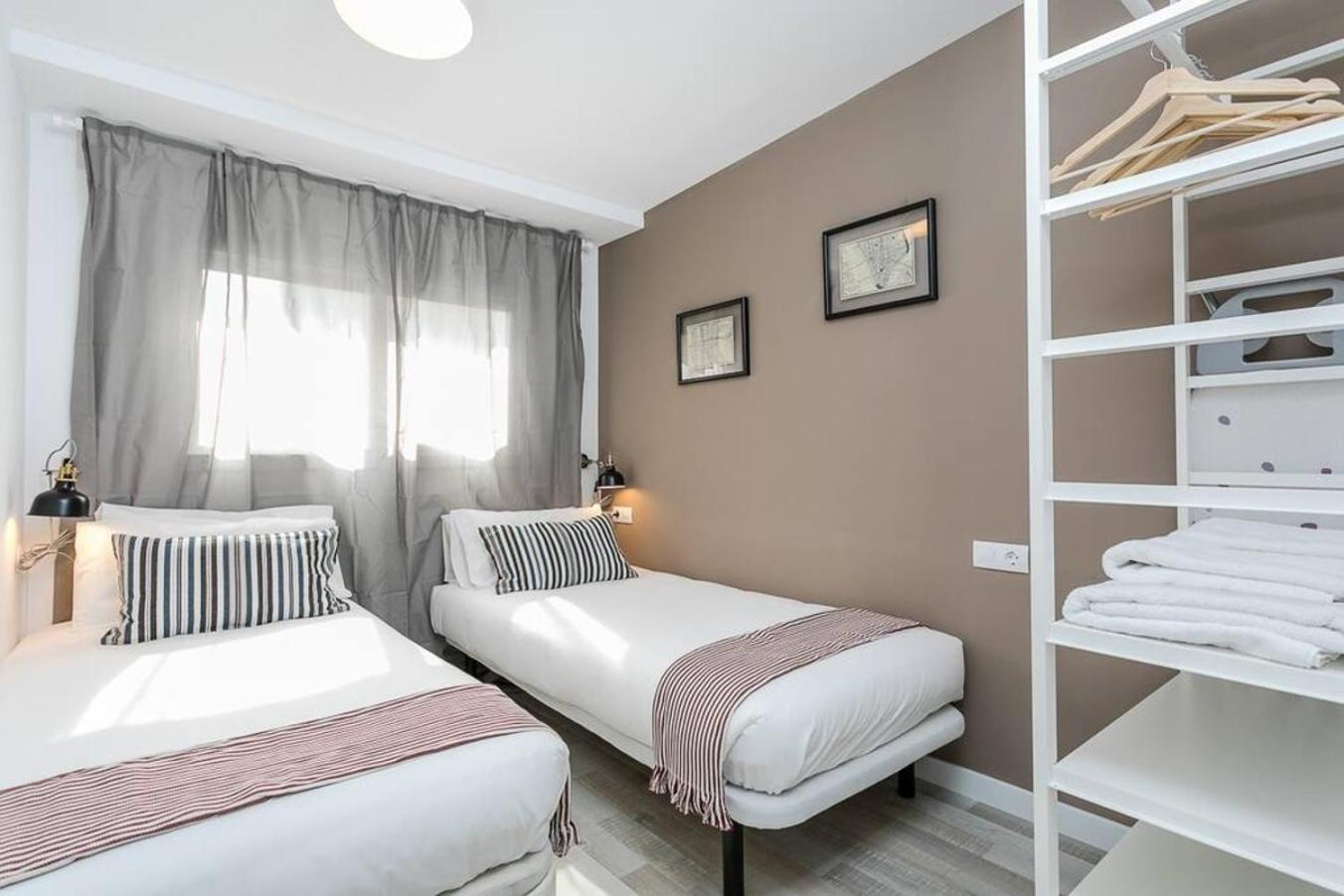 Amazing Attic With Terrace * L'Hospitalet de Llobregat